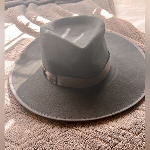 Carly Jean Los Angeles Round Flat Brim Hat